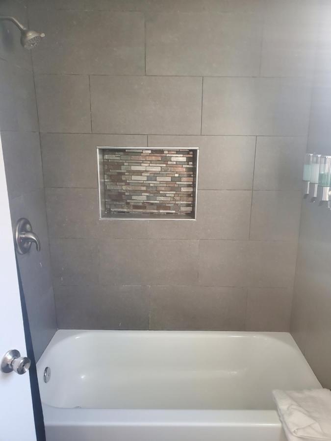 Omeo Suites Big Bear ビッグ・ベアー・レイク エクステリア 写真