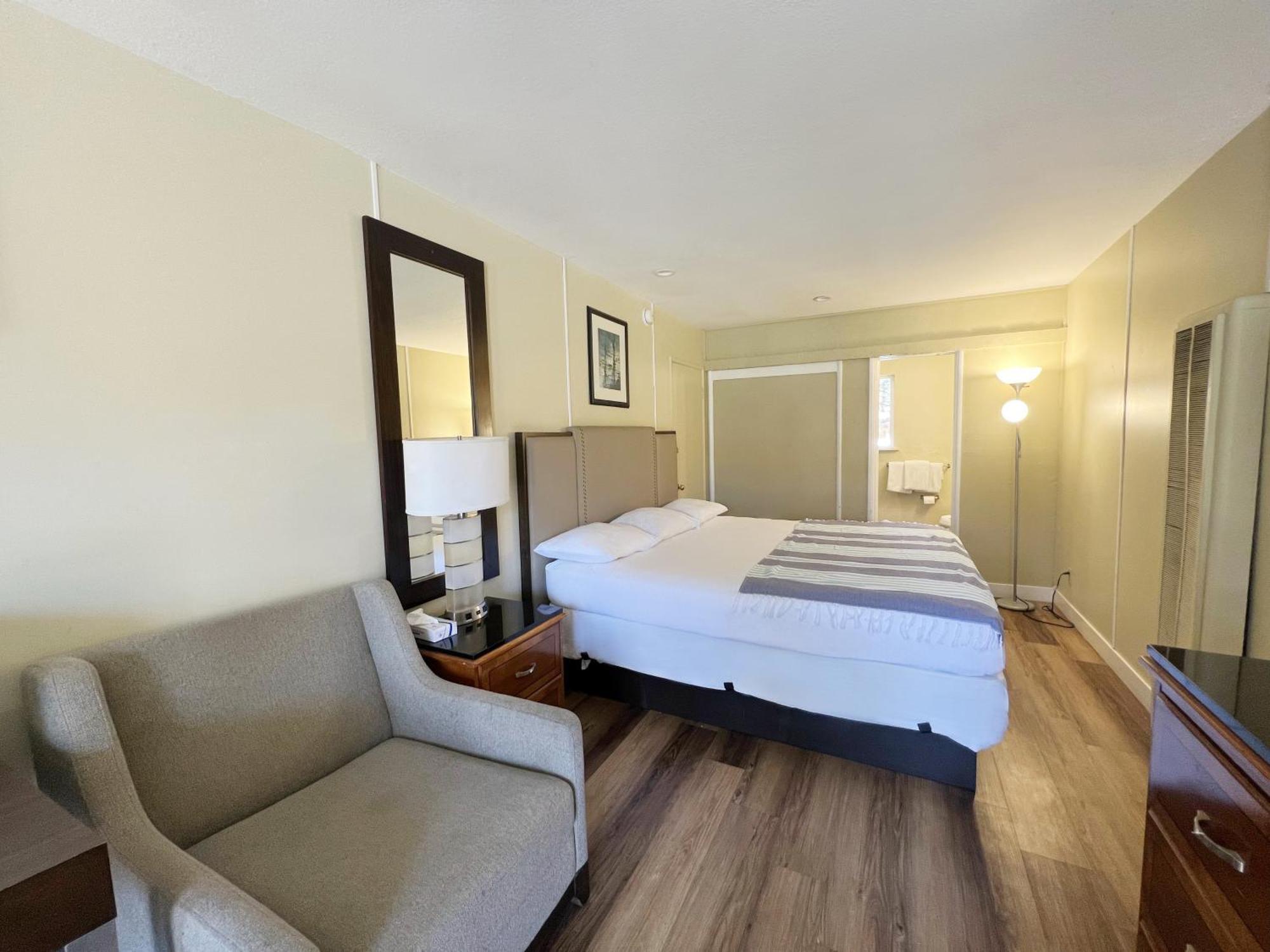 Omeo Suites Big Bear ビッグ・ベアー・レイク 部屋 写真