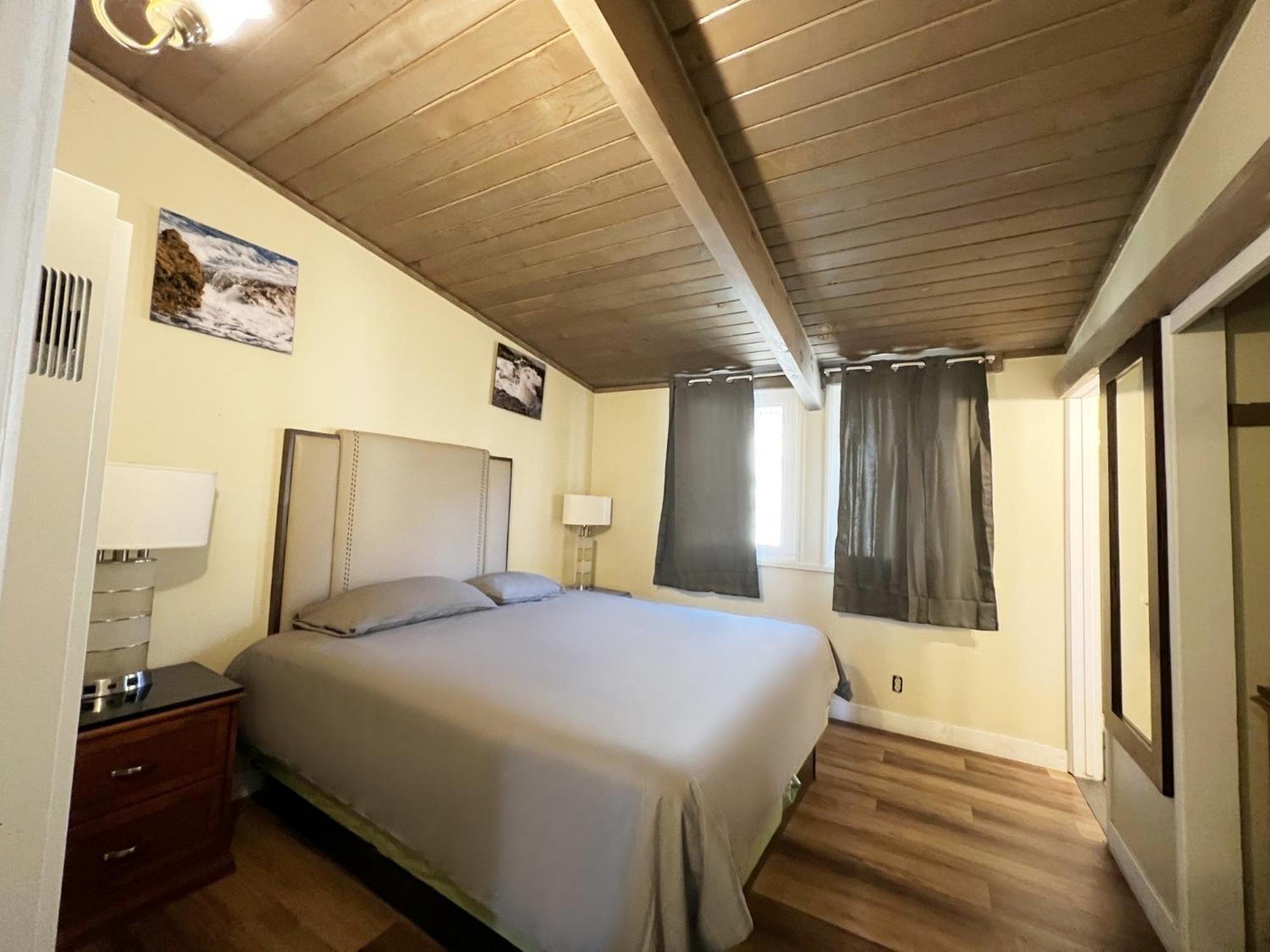 Omeo Suites Big Bear ビッグ・ベアー・レイク 部屋 写真