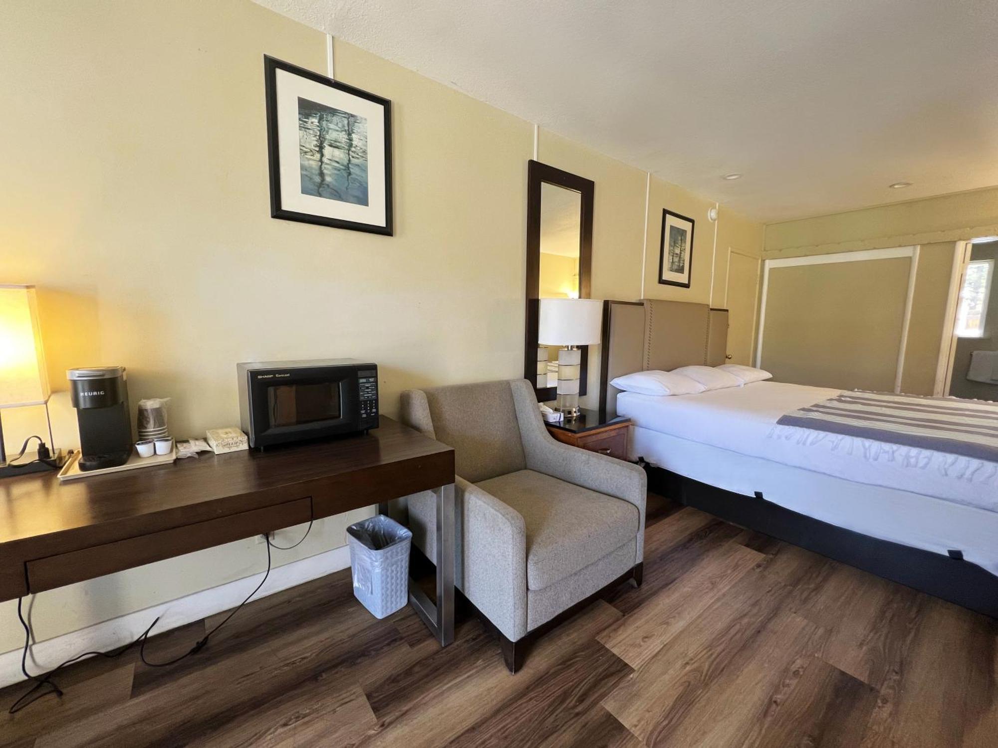 Omeo Suites Big Bear ビッグ・ベアー・レイク エクステリア 写真